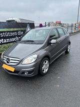 Mercedes-Benz B 180 CDI / NAVI + ALW + ALU