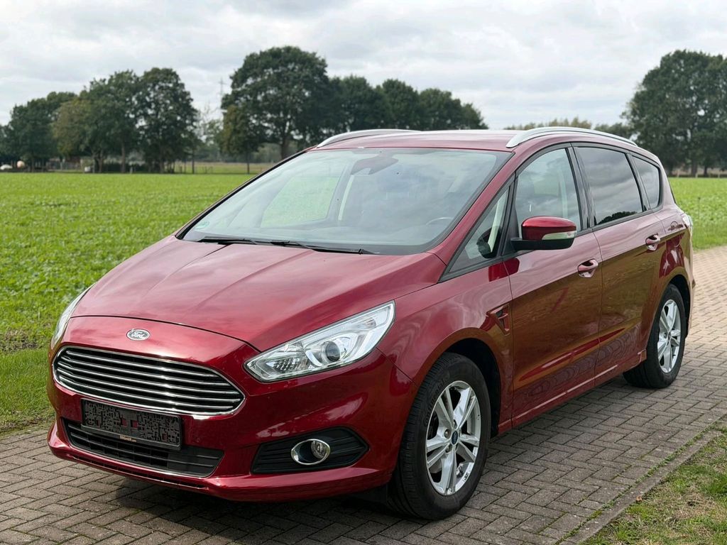 Image of Ford S-Max