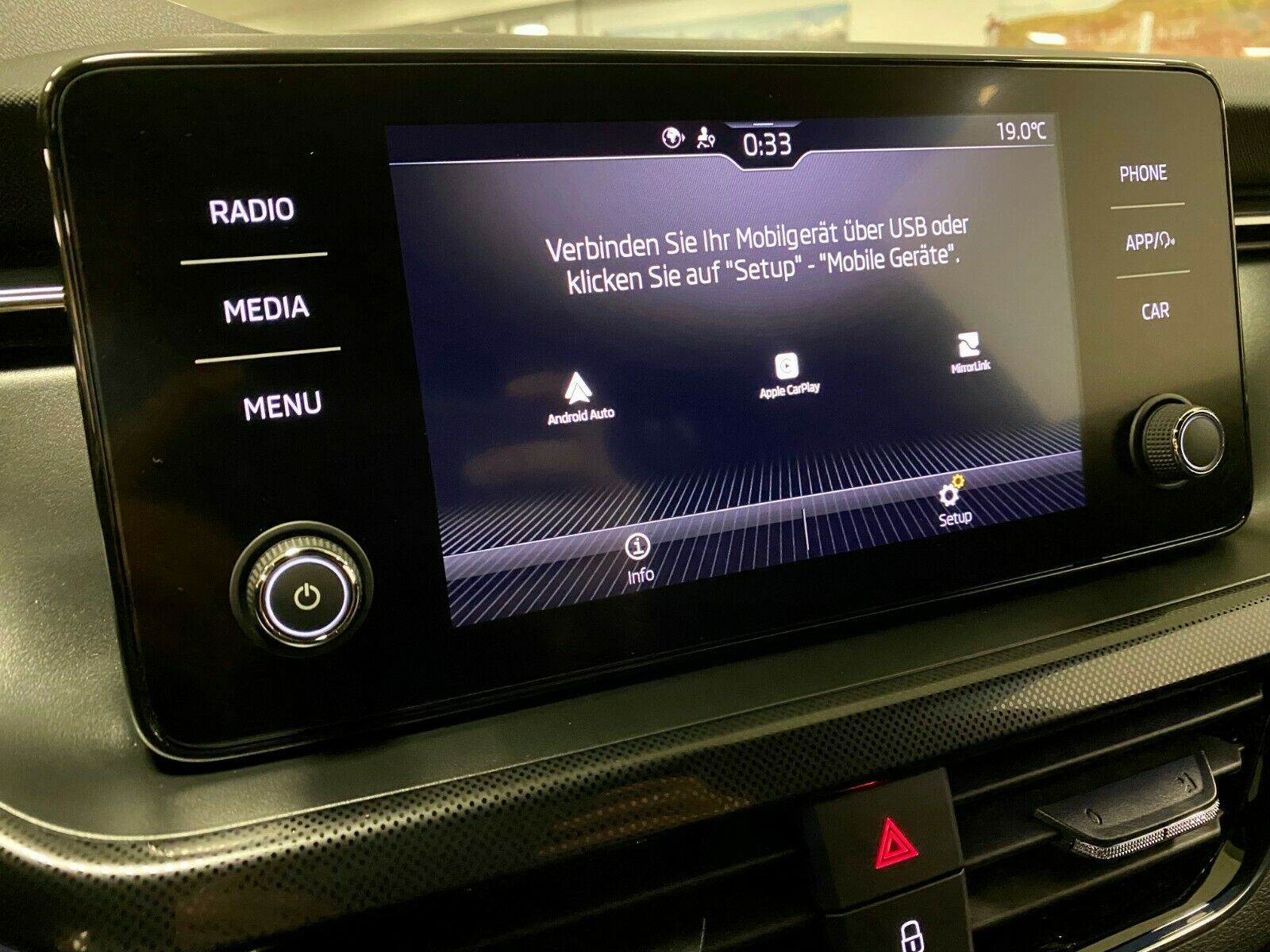 Fahrzeugabbildung SKODA Scala 1.5 DSG Style+voll LED+SmartLink+SunSet+++