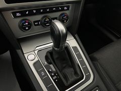 VW Passat Variant / MASSAGE/ ACC / GARANTIE / AHK /