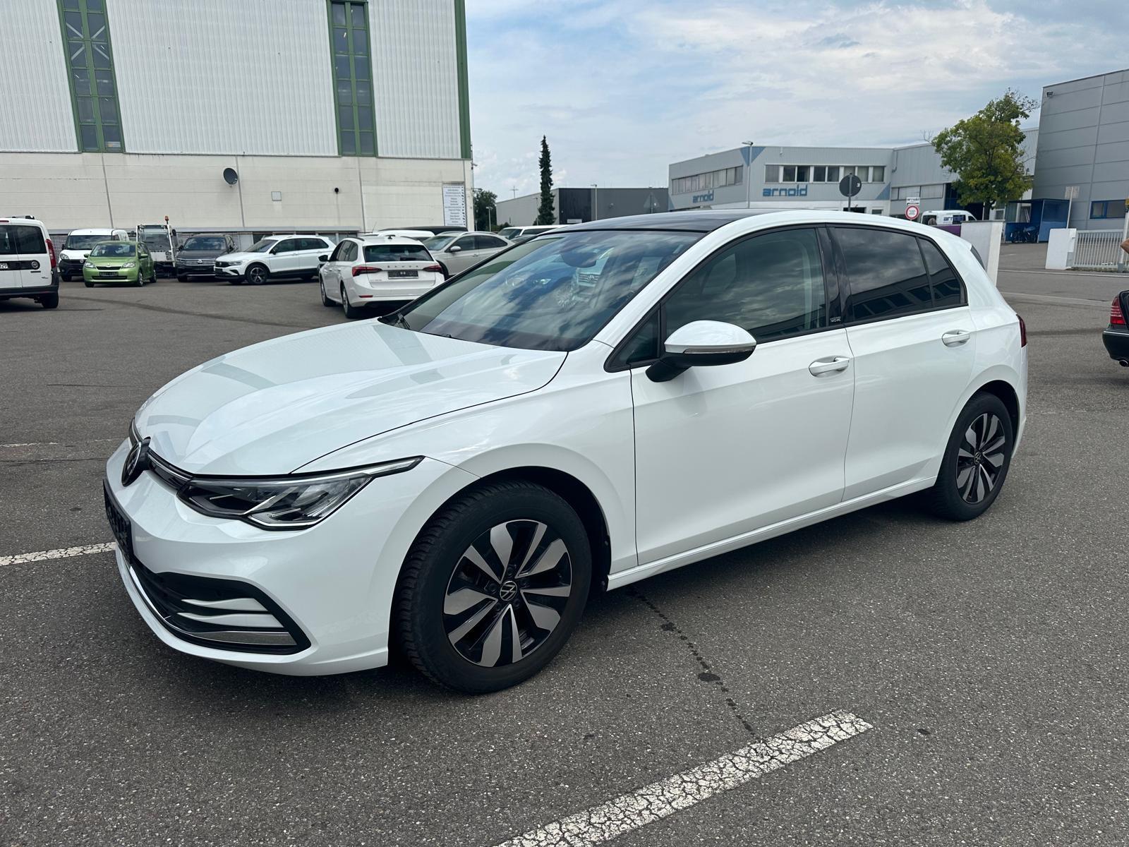 Volkswagen Golf VIII Lim. MOVE 1.5 eTSI 96kW 7-Gang DSG — 14