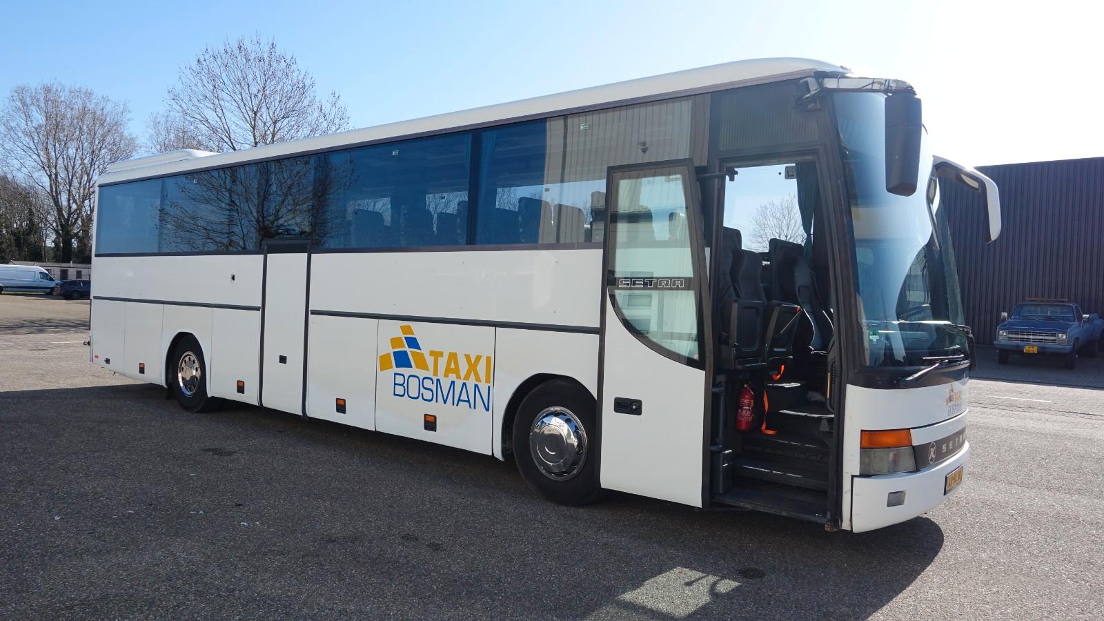 Setra S315 GT-HD *V8* 52 Sitze