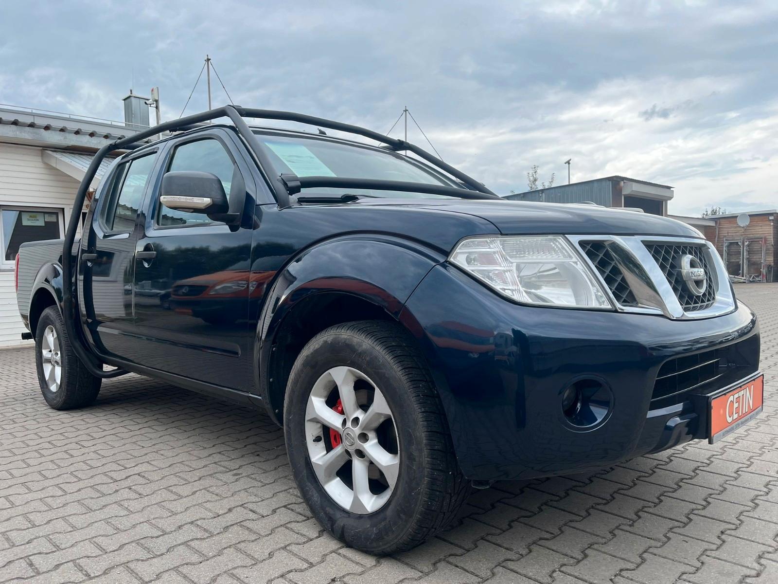 Nissan Navara Pickup Double Cab XE 4X4