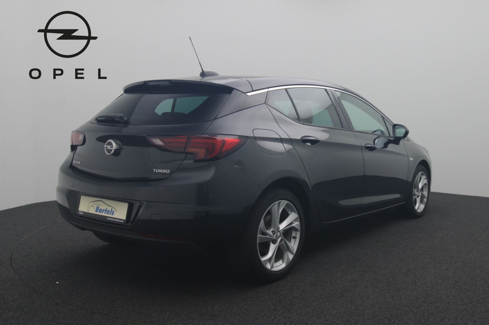 Fahrzeugabbildung Opel Astra K Lim. 1.4 Dynamic SHZ LHZ TEMPO