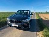 BMW X3 xDrive30e AT - Advantage - BMW X3 ADVANTAGE mit Hybrid-Antrieb (Benzin/Elektro)