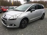 Peugeot 5008 1.6 16V Active - Peugeot 5008 aus 2012