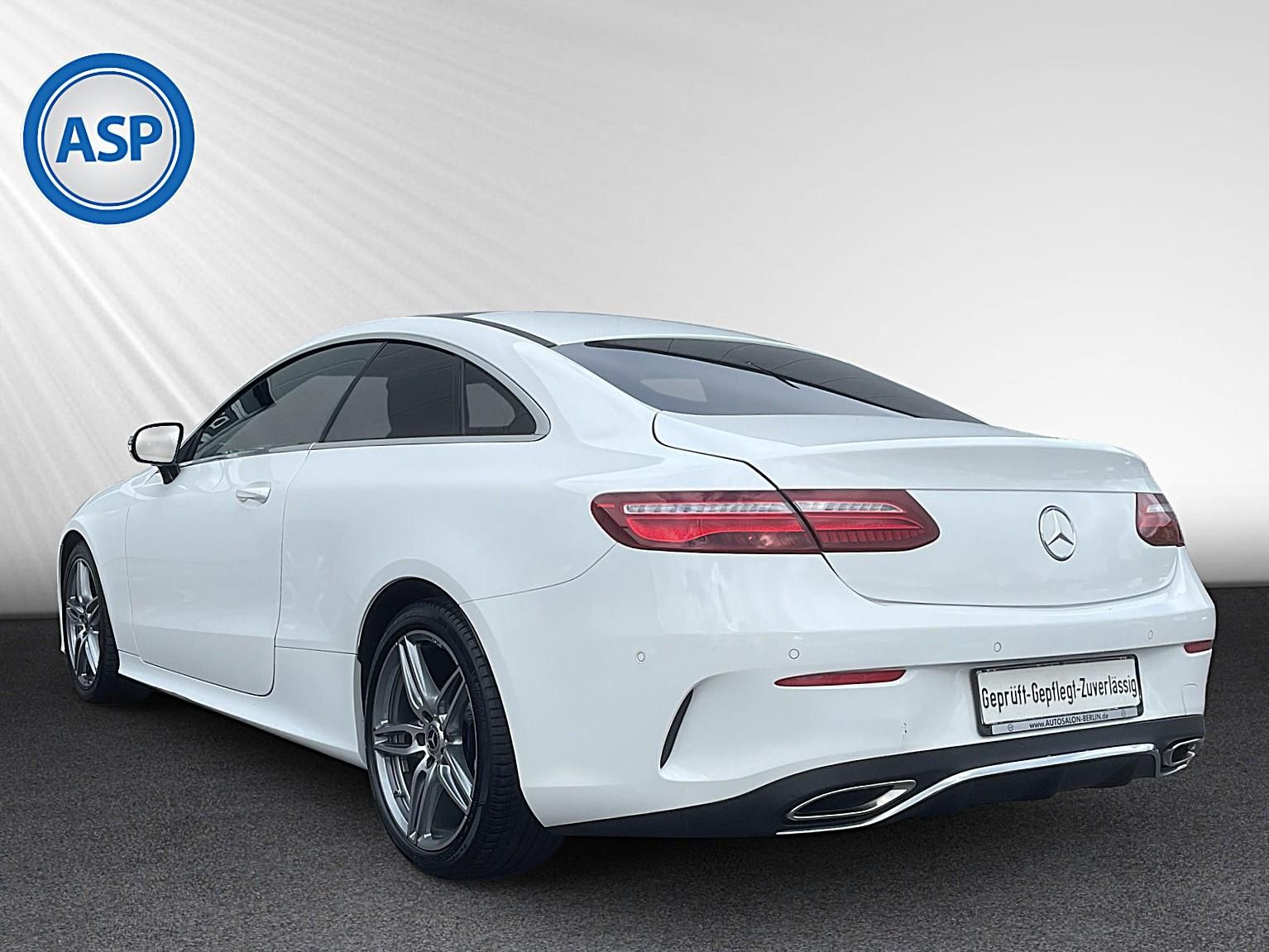Mercedes-Benz E 200 CGI Coupé 9G-Tronic AMG Line LED PANO NAVI foto 6