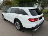 Mercedes-Benz E 220d T 4Matic All-Terrain AHK 2.Hand - Mercedes-Benz E 220 mit 5 Türen