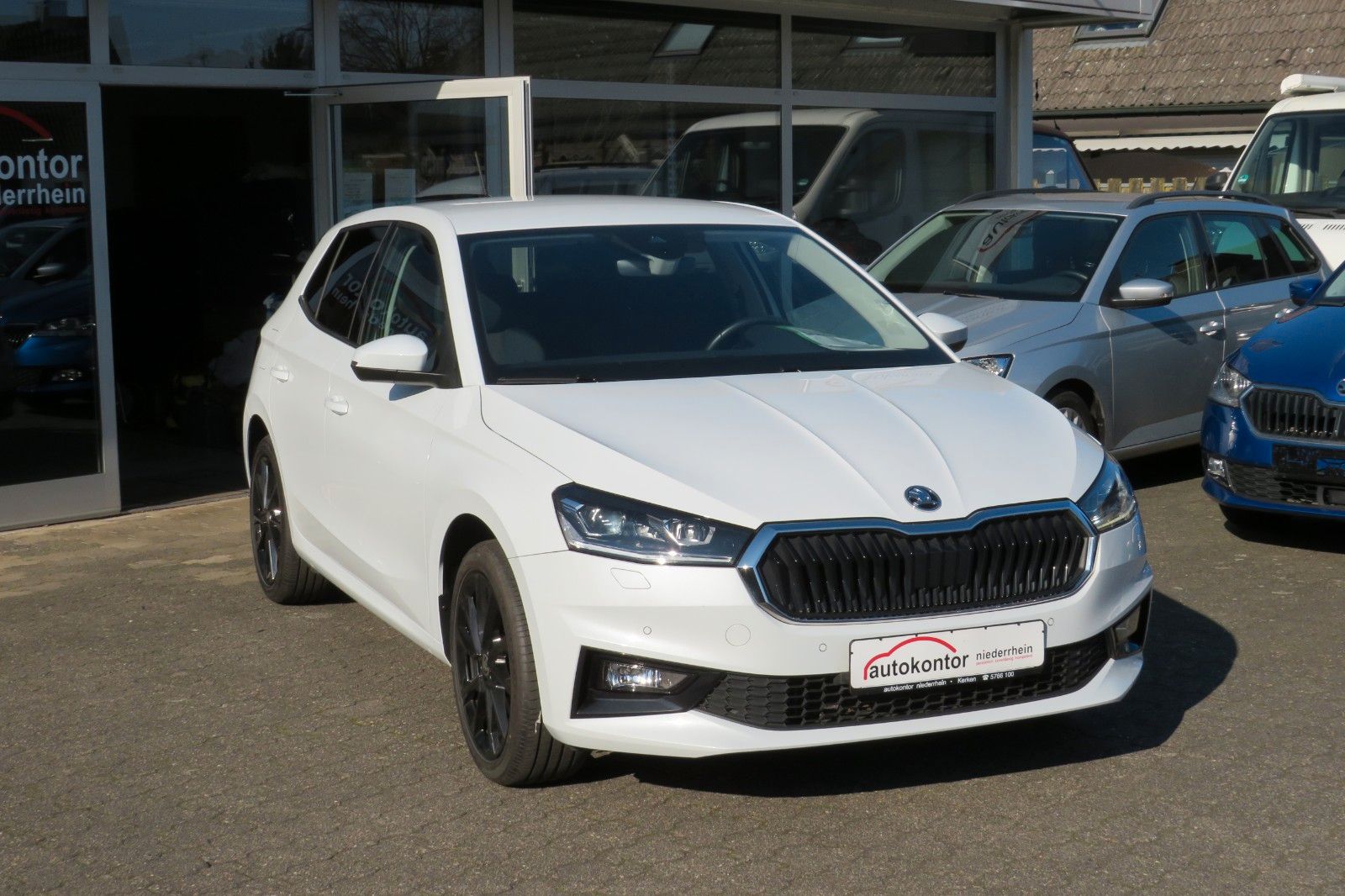 Fahrzeugabbildung SKODA Fabia SPORT/MONTE-CARLO DSG 17`KESSY LED PDC 1H