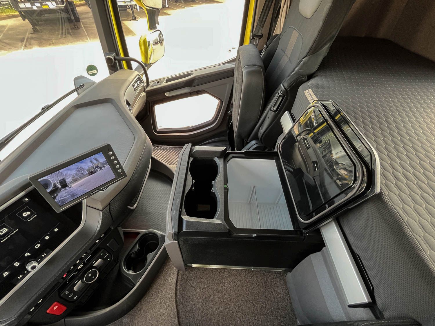 Fahrzeugabbildung DAF FAN XD 450 SL Meiller Abrollkipper