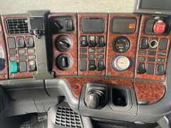 Fahrzeugabbildung Scania 420