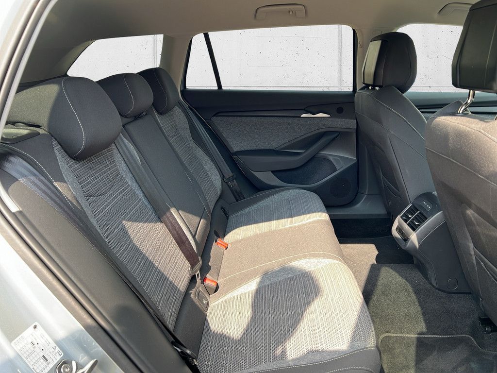 Skoda Superb - Bild 11