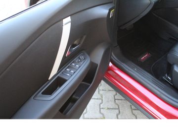 Citroën C4 Hybrid 145 Max