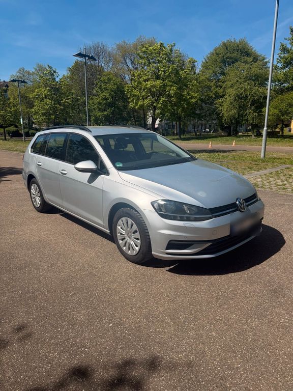 Image of Volkswagen Golf