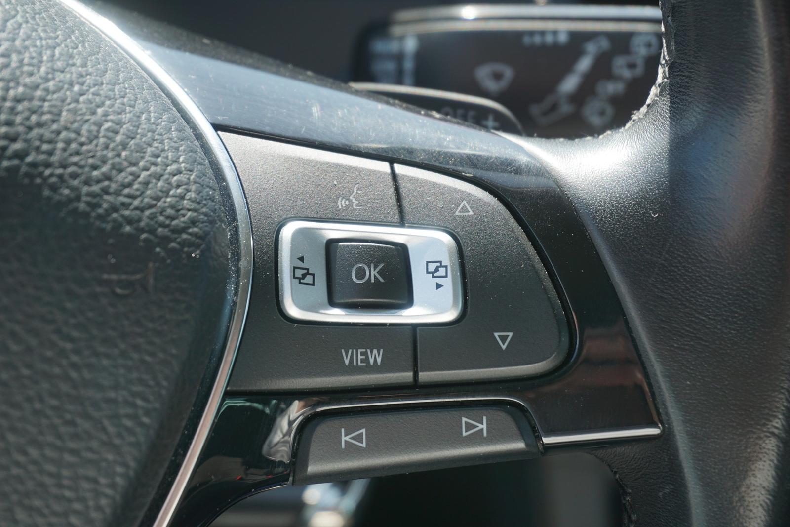 Volkswagen Golf VII Variant 1.5 TSI Highline DSG LED Kamera, миниатюра 23