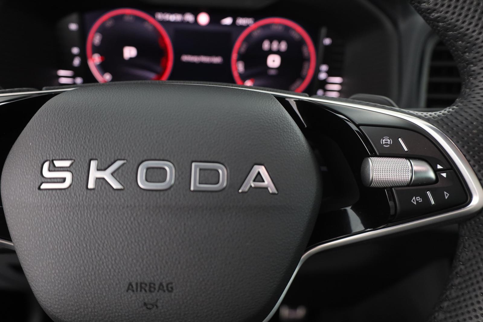 Skoda Karoq Sportline 2.0 TDI DSG Matrix ACC AHK Pano, миниатюра 17