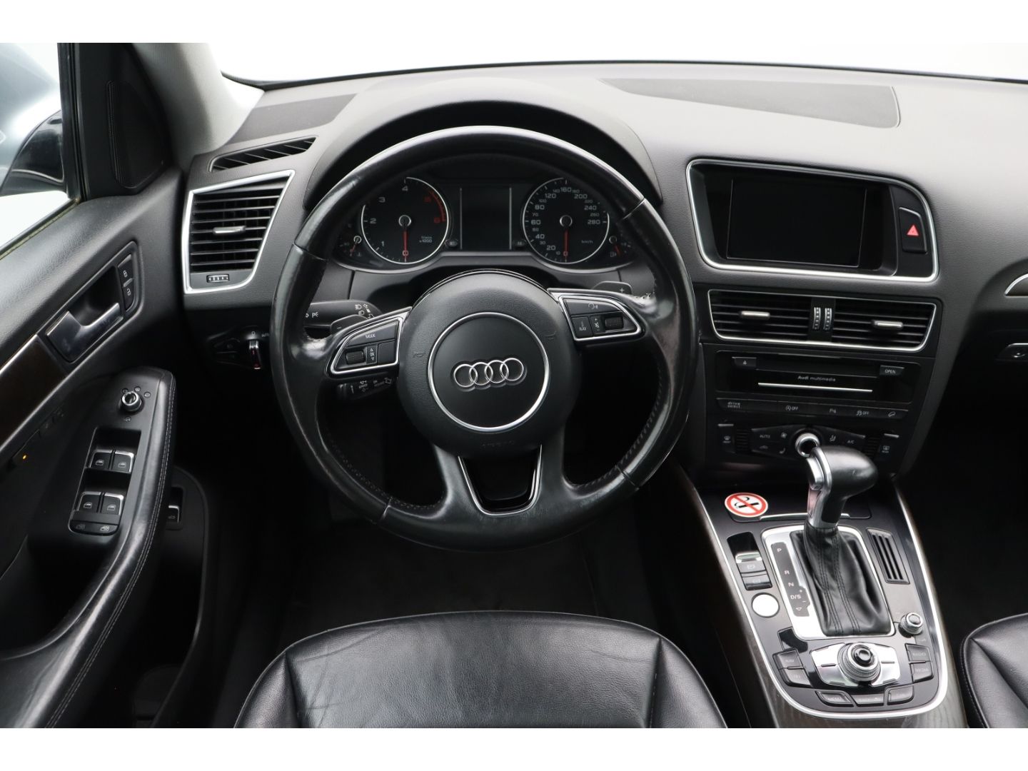 Fahrzeugabbildung Audi Q5 2.0 TDI 140 kW quattro Pano Sound Memory