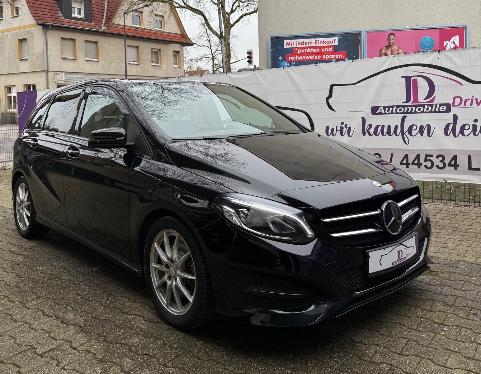 Mercedes-Benz B250 4Matic/AHK/Standheiz/Pano/Kamera/ACC