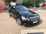 Mercedes-Benz E 200 CDI T BlueEFFICIENCY -