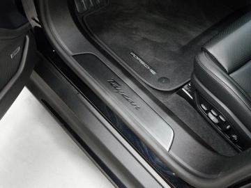 صورة مصغرة 21 لـ 2025 Porsche TAYCAN