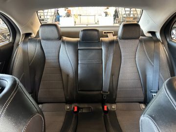 Mercedes-Benz E 400 *4Matic*Avantgarde*Keyless*LED*Kamera*