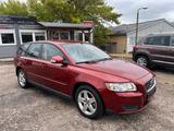 Volvo V50 Kombi 2.0 D Kinetic - Volvo Gebrauchtwagen in Neubrandenburg