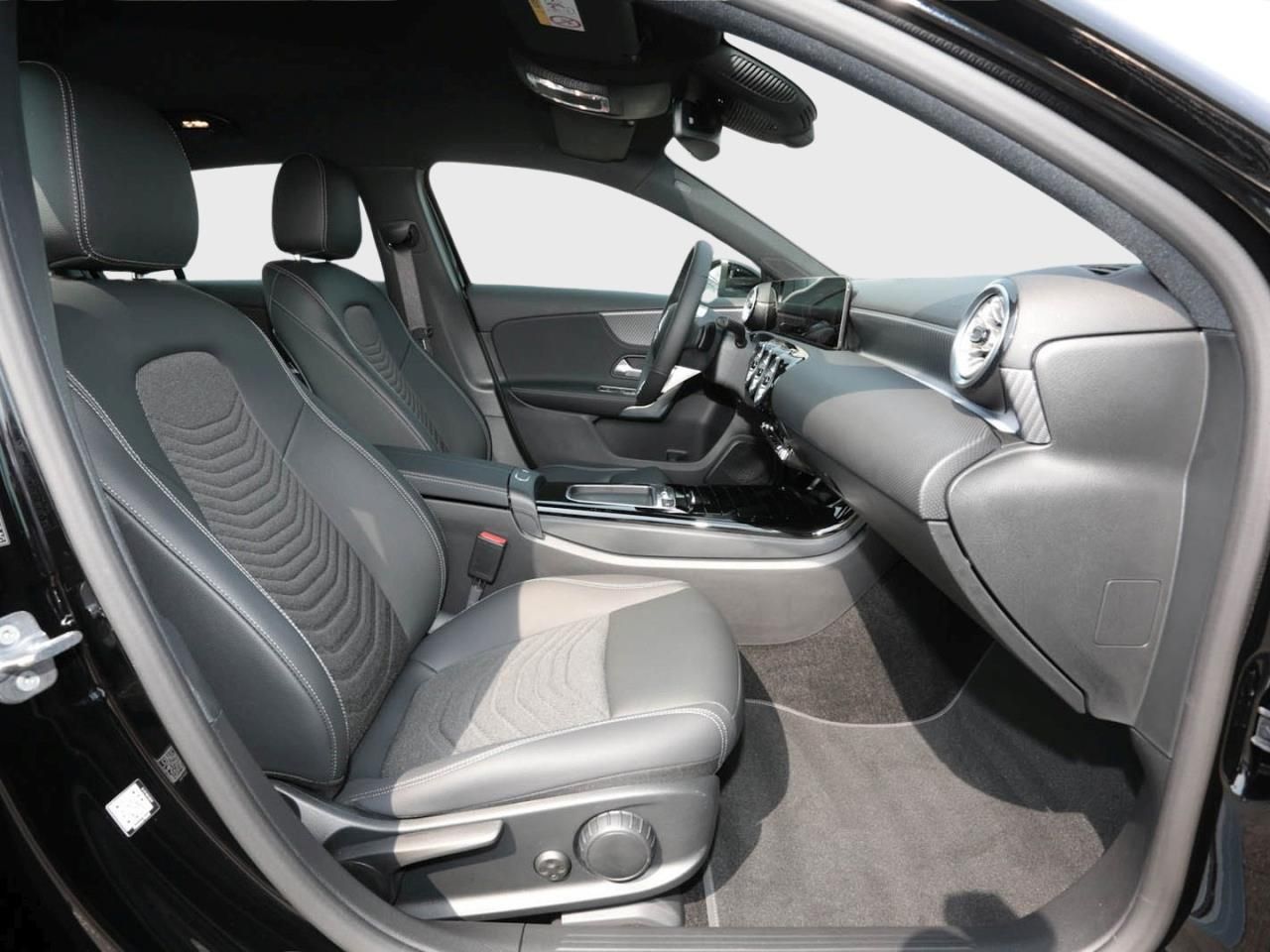 Mercedes-Benz A 200 Progressive Distronic Kamera Totwinkel foto 9