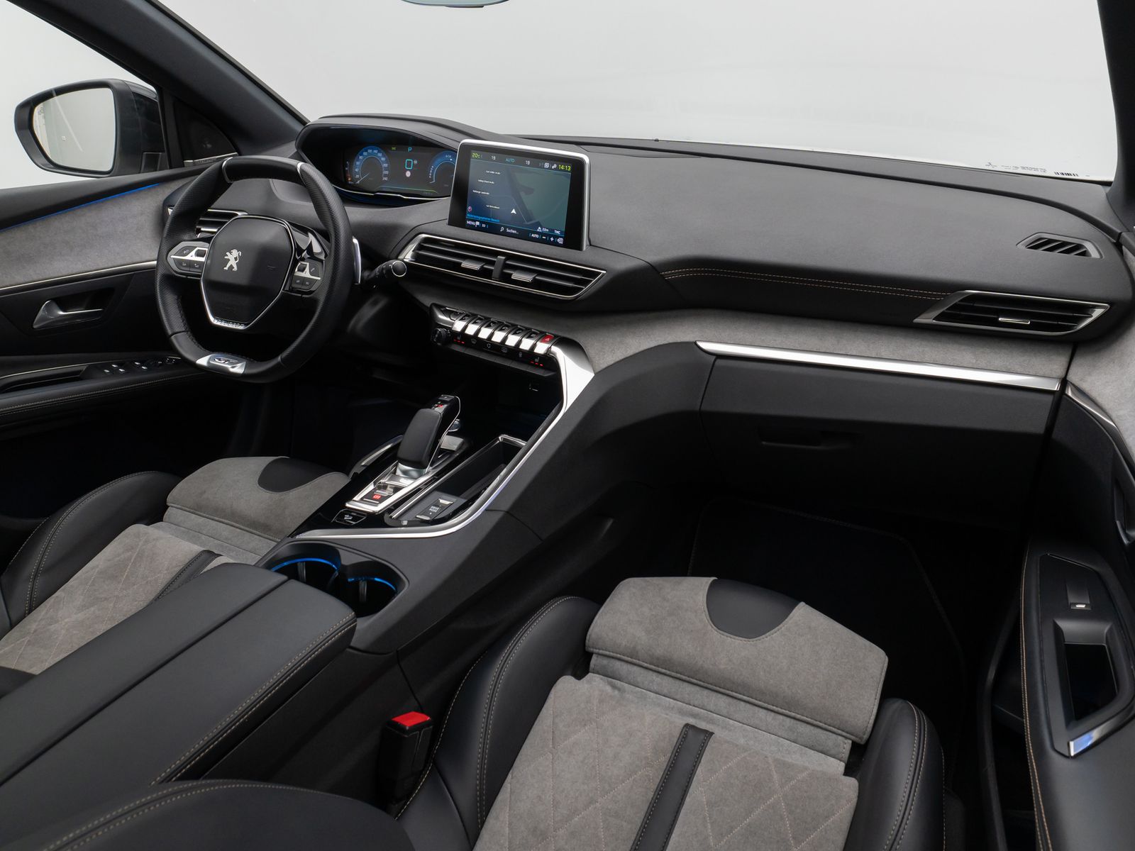 Fahrzeugabbildung Peugeot 3008 Hybrid4 300 GT Panorama 360° Massage AHK