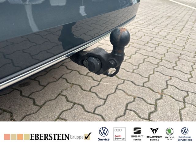 Volkswagen Golf Variant Style 1.5 eTSI Matrix Pano AHK RFK