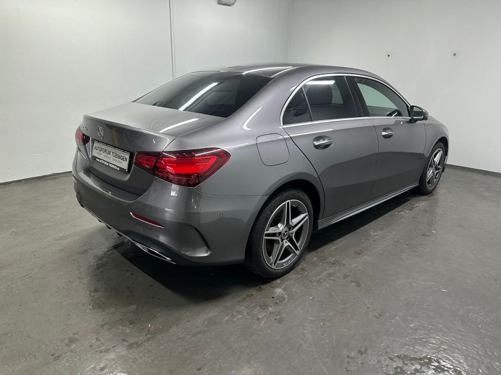 Fahrzeugabbildung Mercedes-Benz A 250 e AMG-LINE*HUD*DISTRO*LED*PANO*KEYLESS*360