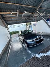 BMW 318 Baureihe 3 Lim. *TÜV 11/2026*8Fach... - BMW in Frankfurt (Main): 2.8