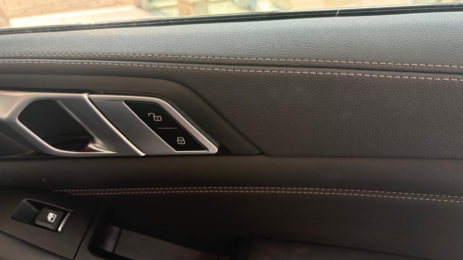 Fahrzeugabbildung BMW X5 xDrive 30 d M SPORT,LASER,SKY-L,AHK,HUD,H&K