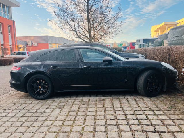 Porsche Panamera 4S Sport Turismo S BLACK OPTIC