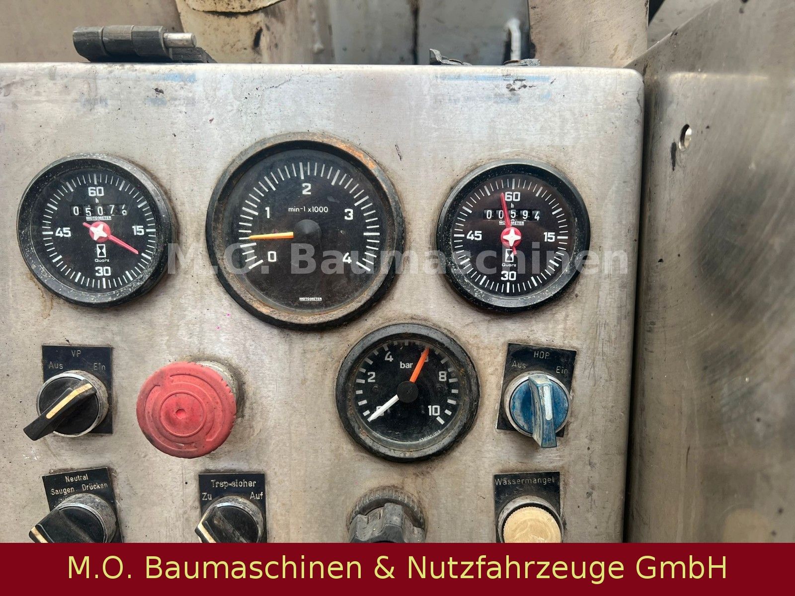 Fahrzeugabbildung Mercedes-Benz Actros 2541 / Saug & Spühlwagen Kroll /13.000L