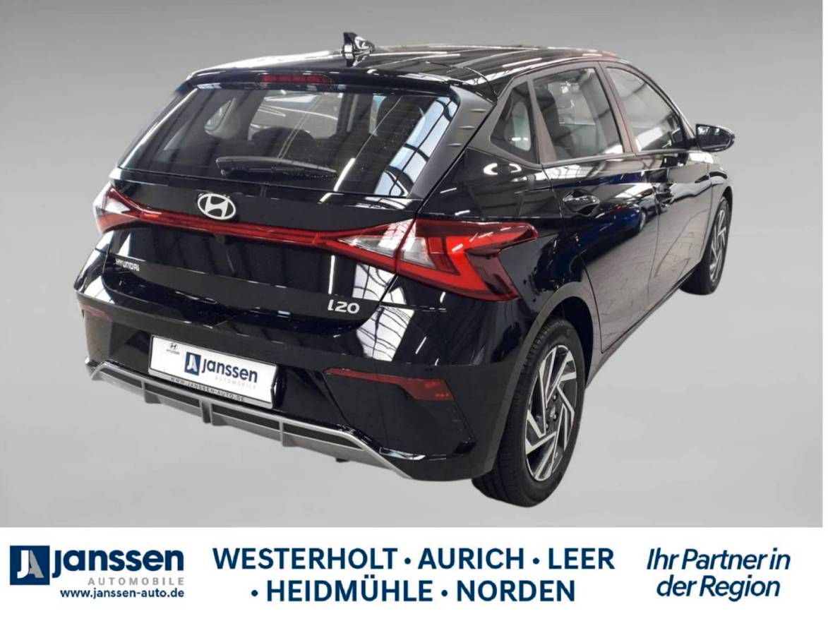 Fahrzeugabbildung Hyundai i20 Trend, Navi, PDC hinten, Rückfahrkamera,Sitz