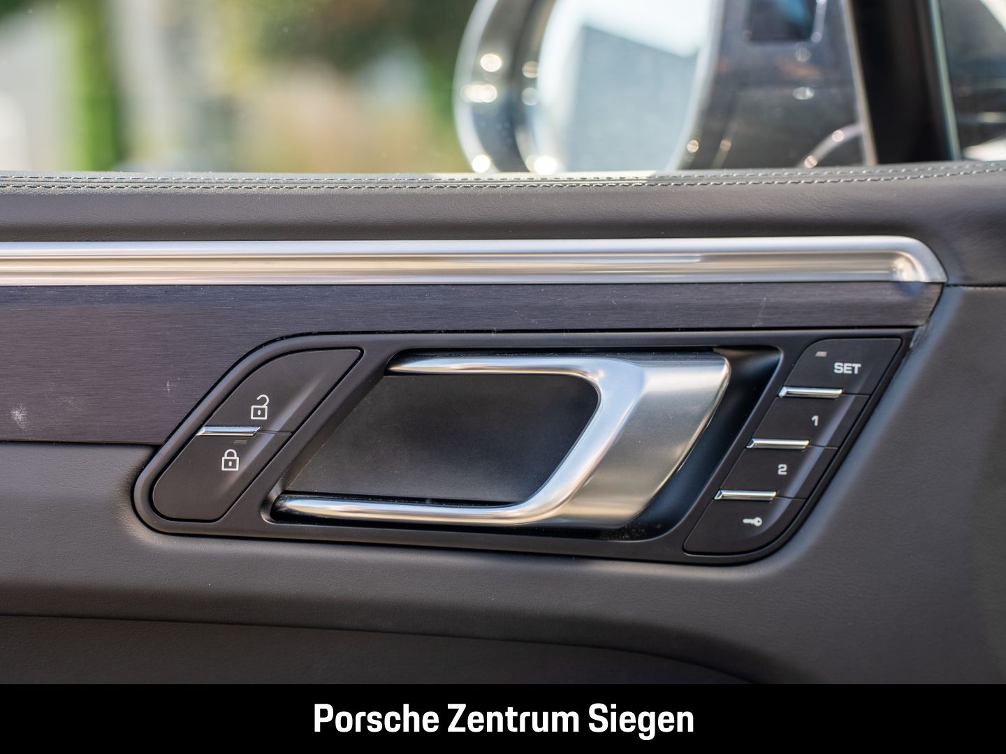 Porsche Macan GTS Luftfederung AD StandHZG AHK-el. klapp foto 16