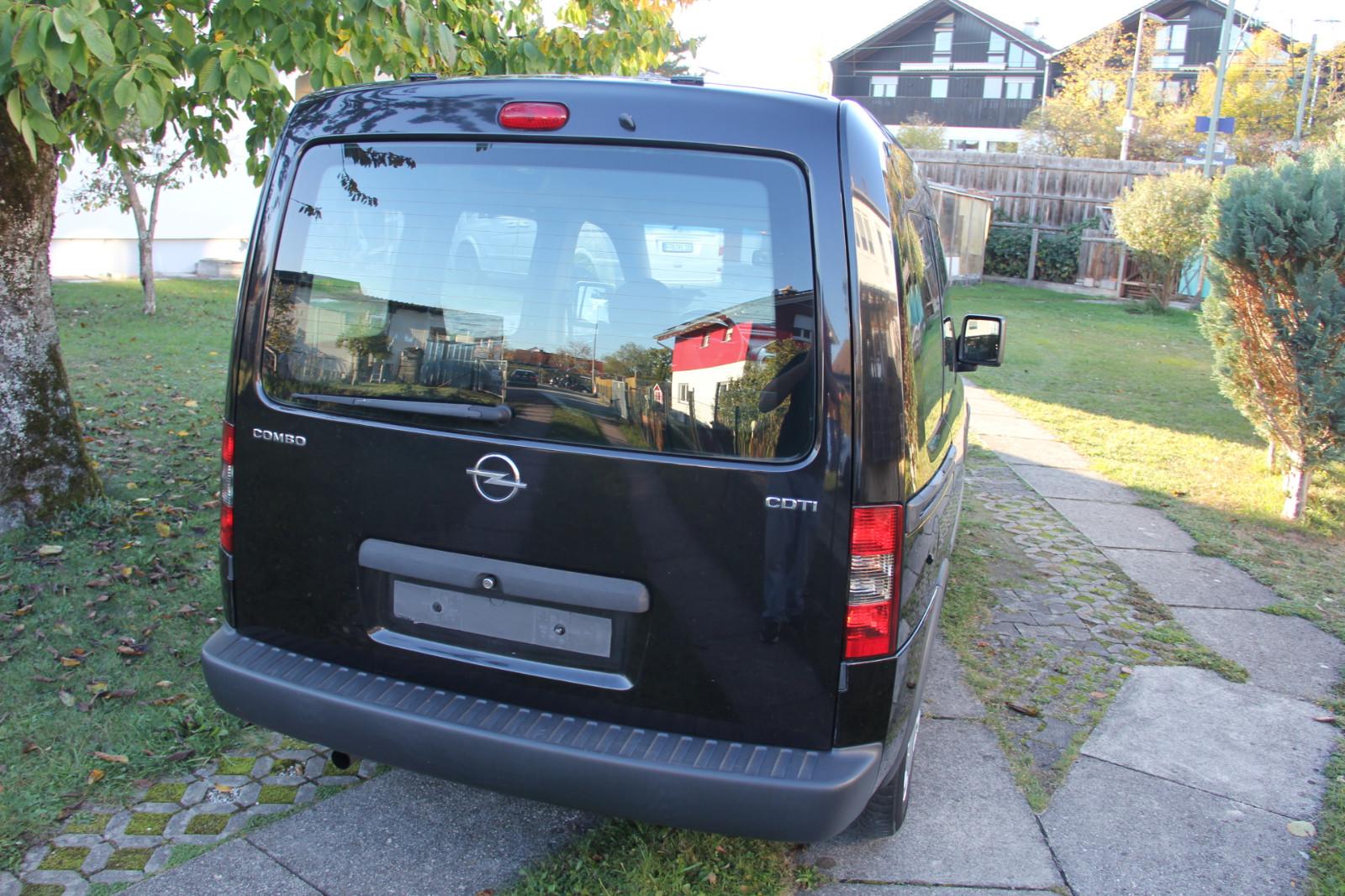 Opel Combo 2009 — photo 15