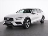 Volvo V60 Cross Country B4 AWD ULTIMATE PANO+LM18 - Volvo V60 Cross Country Ultimate mit Diesel-Antrieb