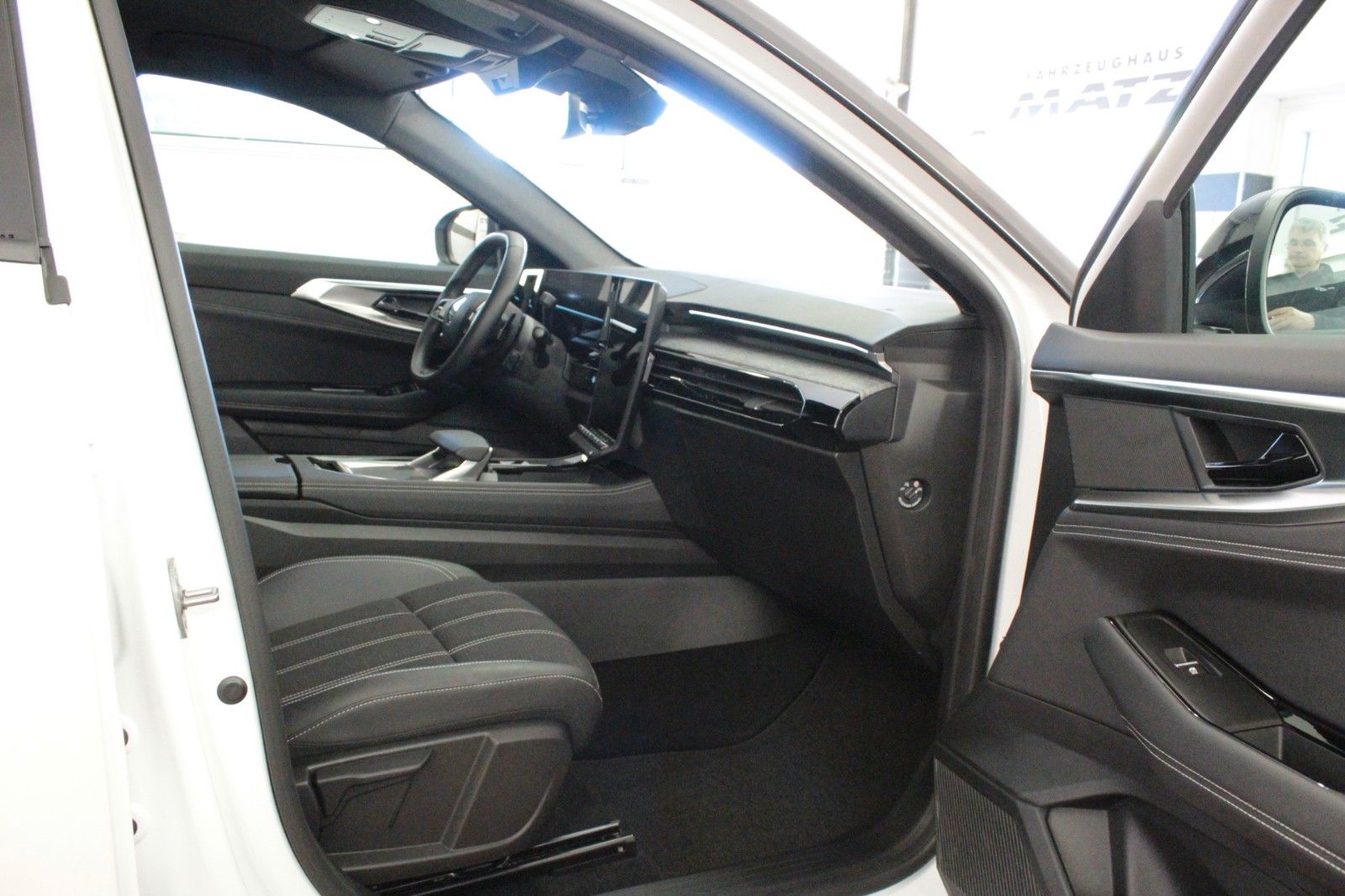 Fahrzeugabbildung Renault Austral Mild Hybrid 160 Techno Automatik*