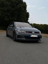 Volkswagen Golf 7 TCR GTI 2.0 DYNAUDIO/DCC/ACC/AKRAPOVIC/ - Akrapovic gebraucht