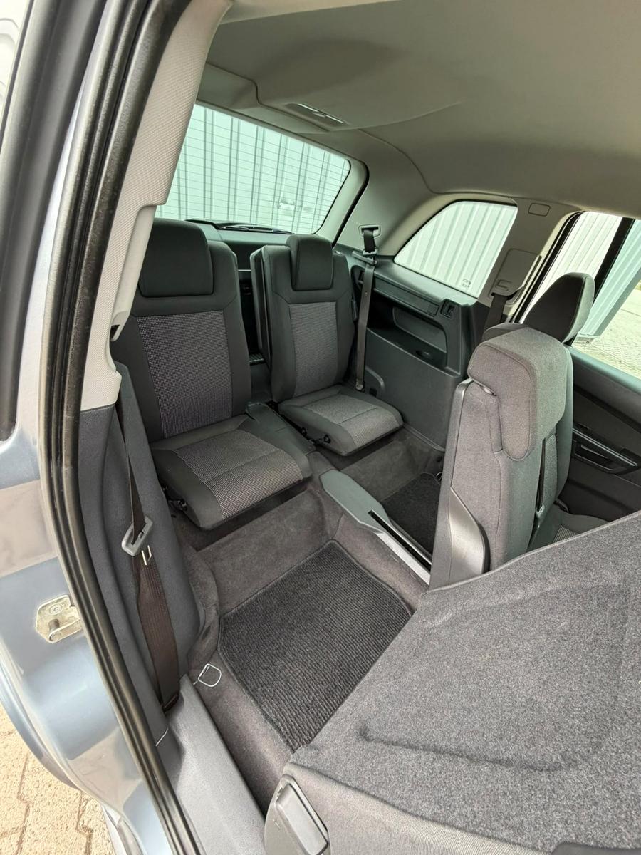 Opel Zafira B Sport