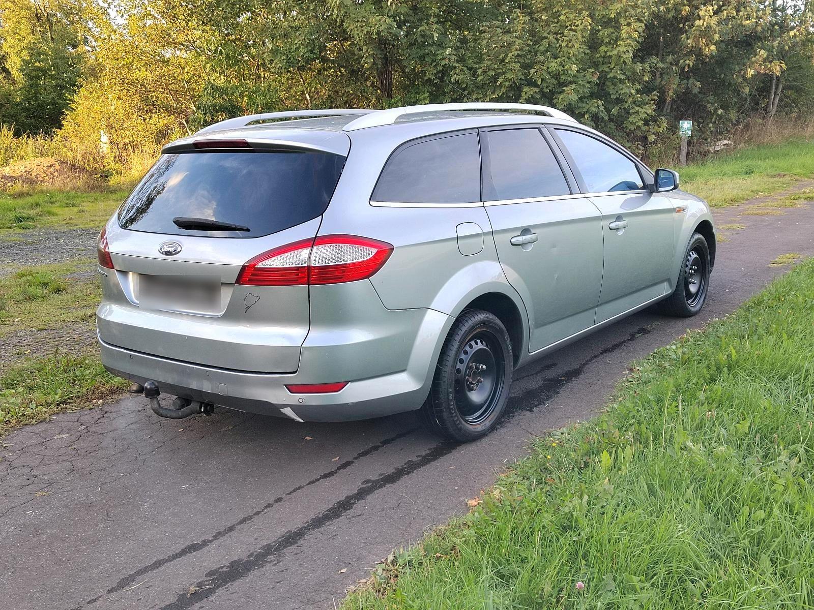 Ford Mondeo 2009 — photo 15