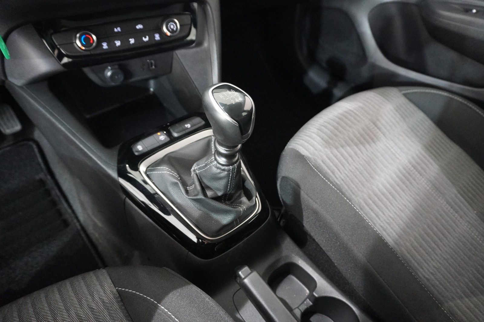 Fahrzeugabbildung Opel Corsa F 1.5D ELEGANCE NAVI/LED/KAMERA/TEMP/DAB+