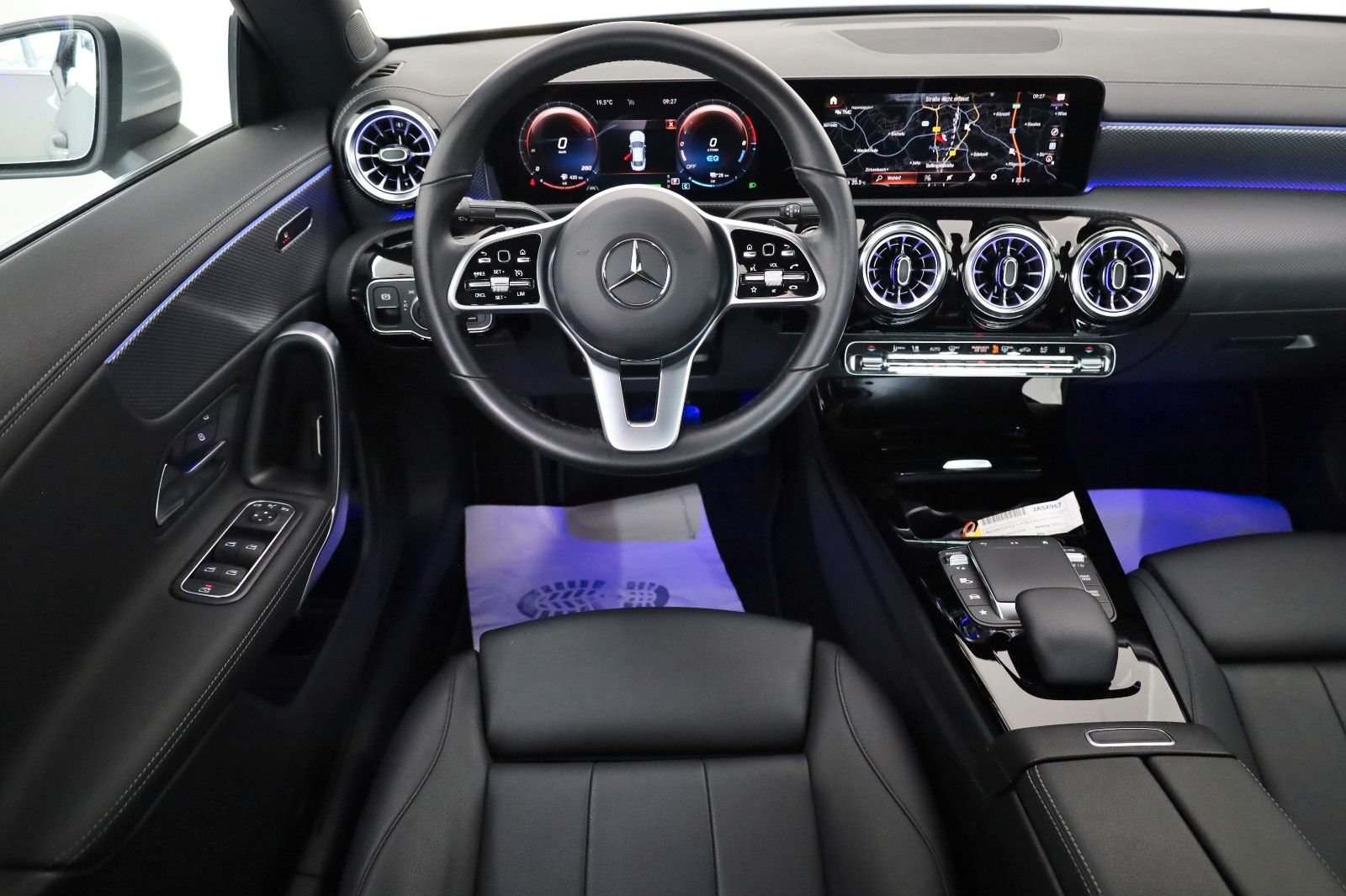 Fahrzeugabbildung Mercedes-Benz CLA 250e Progressive,Leder,Navi,LED,SH,Kamera