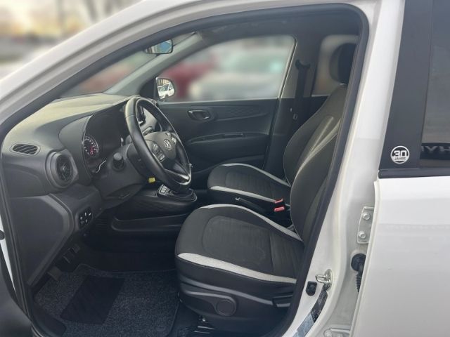 Fahrzeugabbildung Hyundai i10 Edition 30 Apple CarPlay Android Auto DAB SH