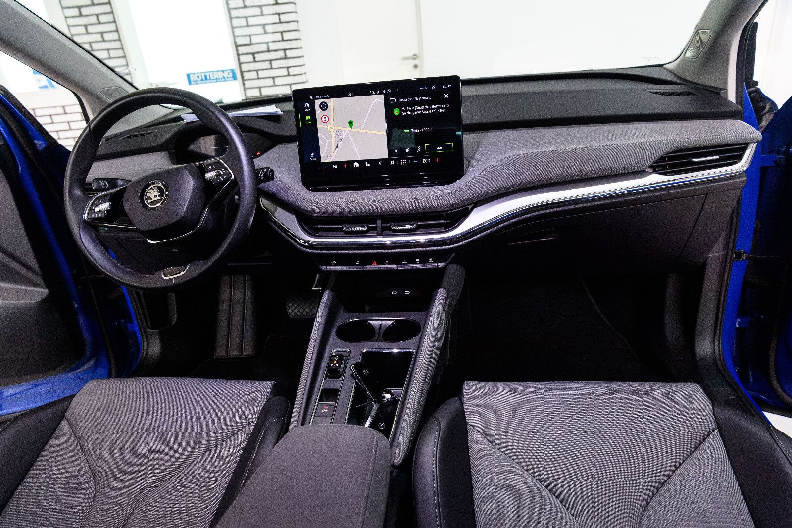 Fahrzeugabbildung SKODA Enyaq 50 NAVI+LED+RFK