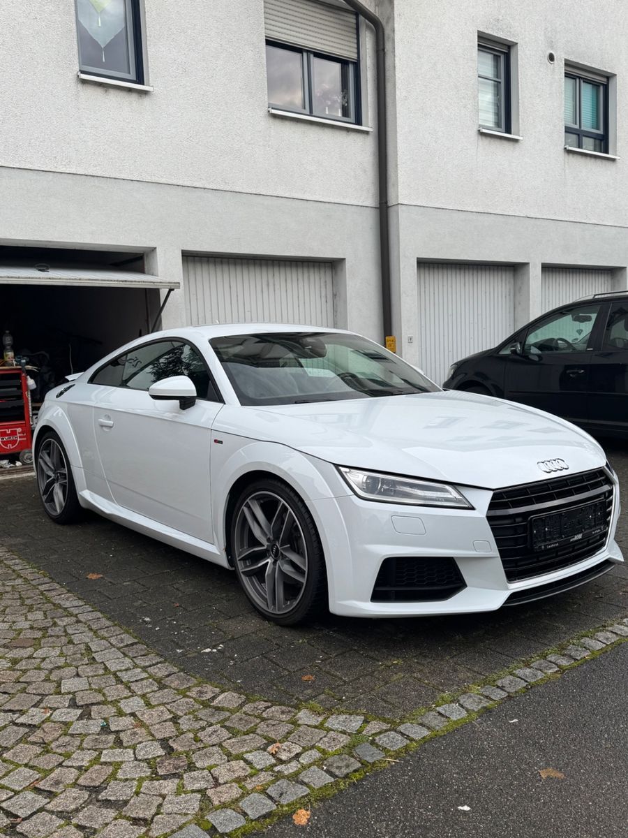 AUDI TT Coupe 2.0 TFSI -s line b&amp;o sound