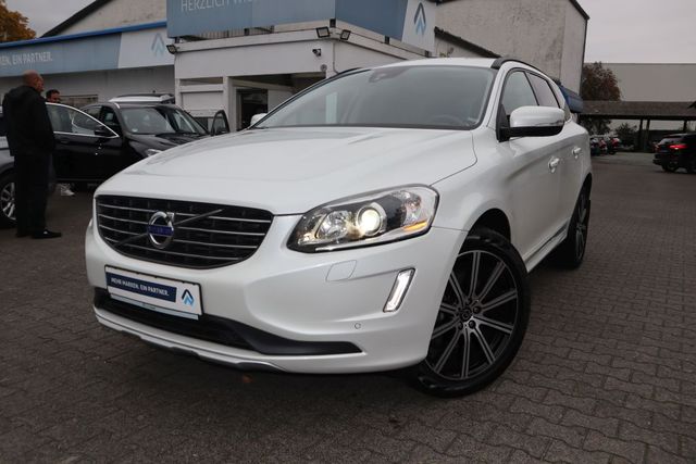 Volvo XC60 D5 AWD Geartronic Momentum|NAVI|20ZOLL|SHZ