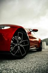 Aston Martin V8 Vantage 4.0 V8 Roadster - - Aston Martin V8 Vantage aus 2021