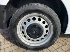 OPEL Vivaro Stand. 2.0 Diesel MT6